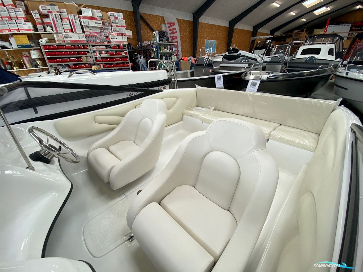 Suncraft 500 Sport M. Yamaha F40