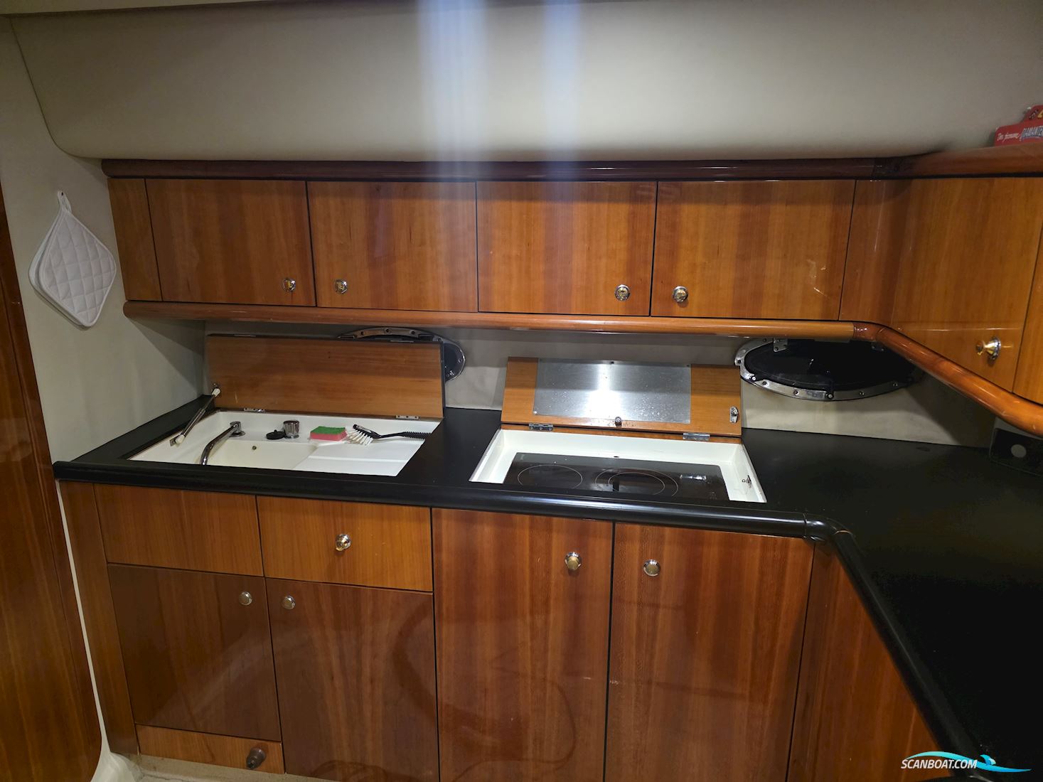 Sunseeker 44 Camargue 