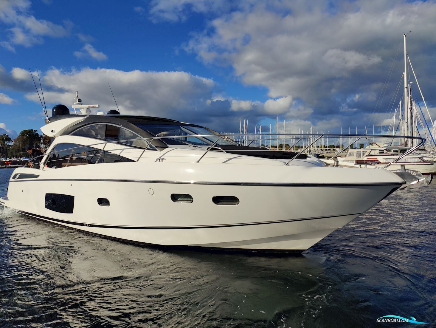Sunseeker 53 Predator Motorboot 2013, mit Volvo Penta Ips 900 motor, Dänemark