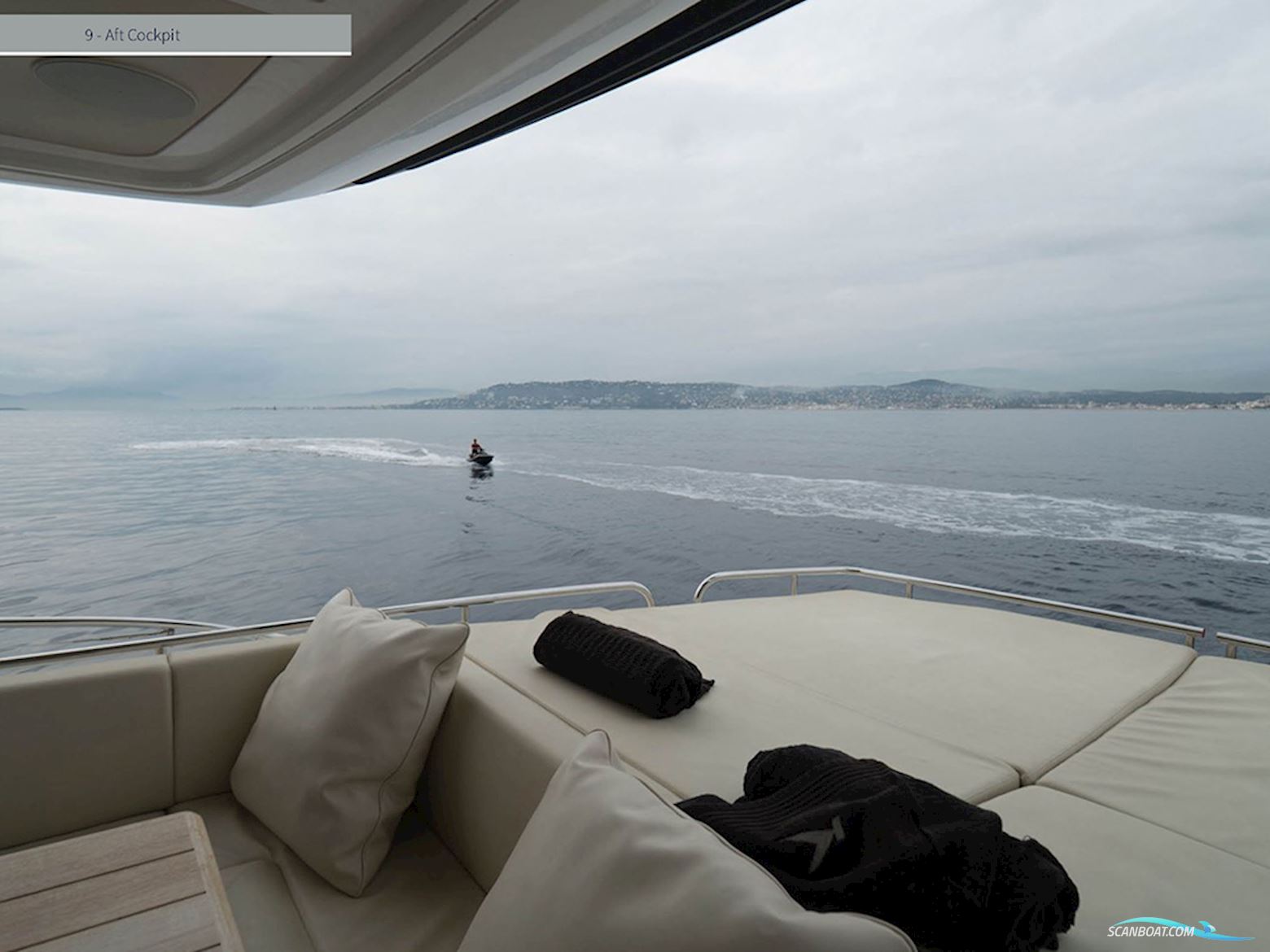 Sunseeker 68 Sport Yacht