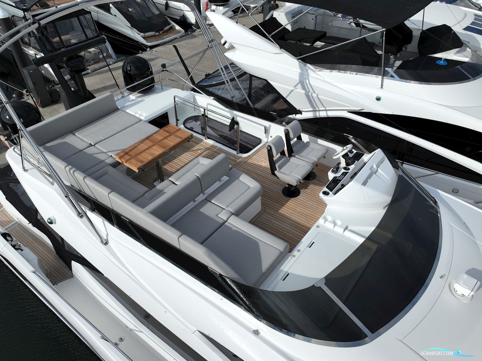 Sunseeker 74 Sport Yacht