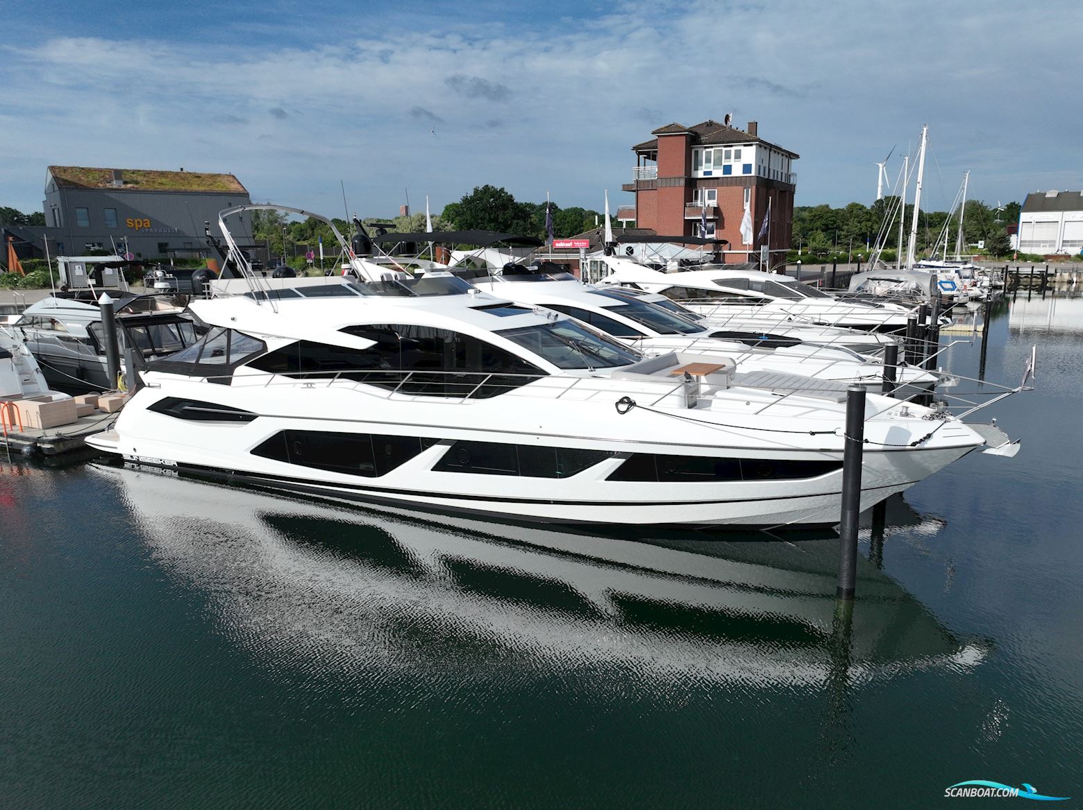 Sunseeker 74 Sport Yacht