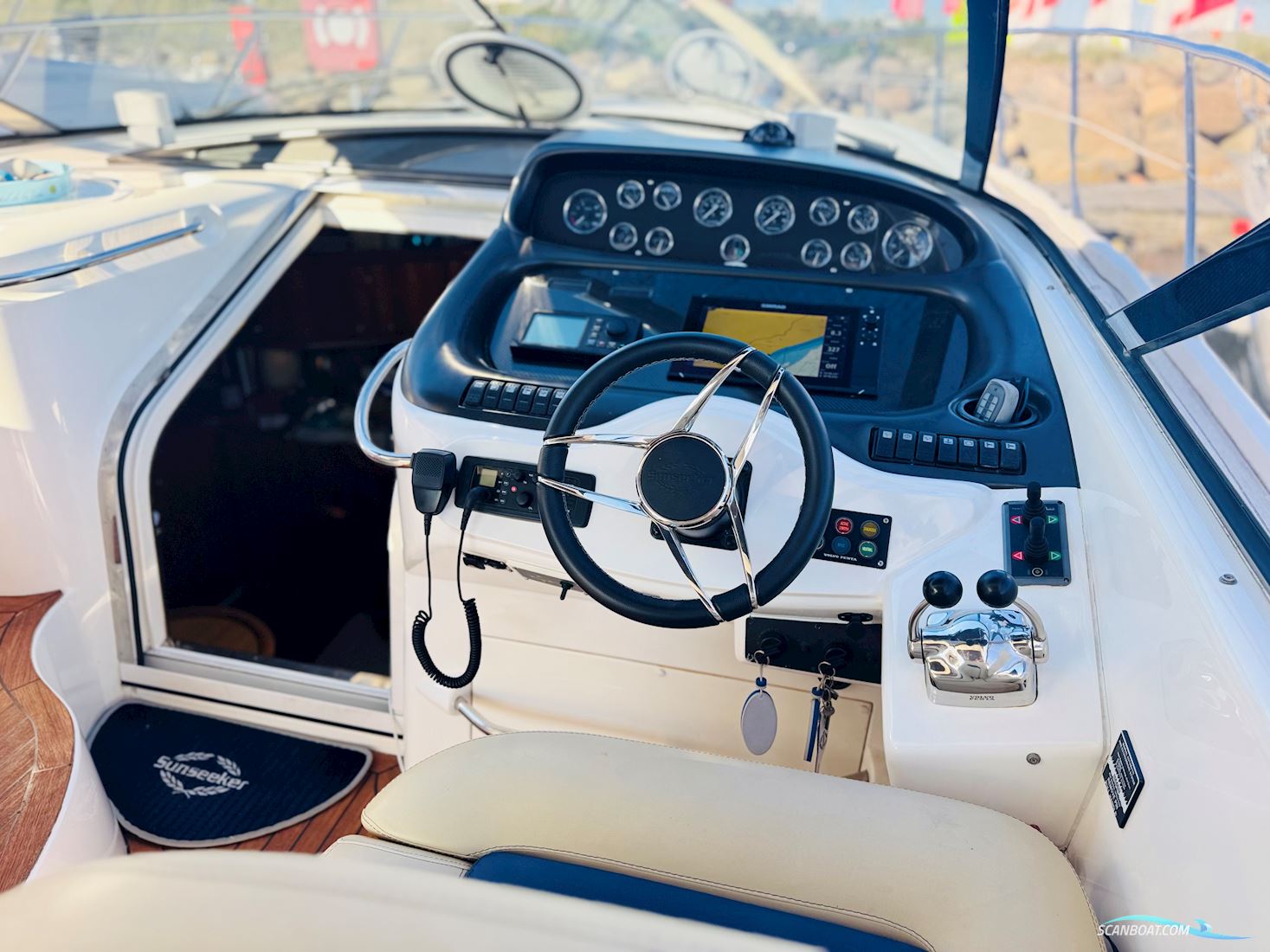 Sunseeker Camargue 44