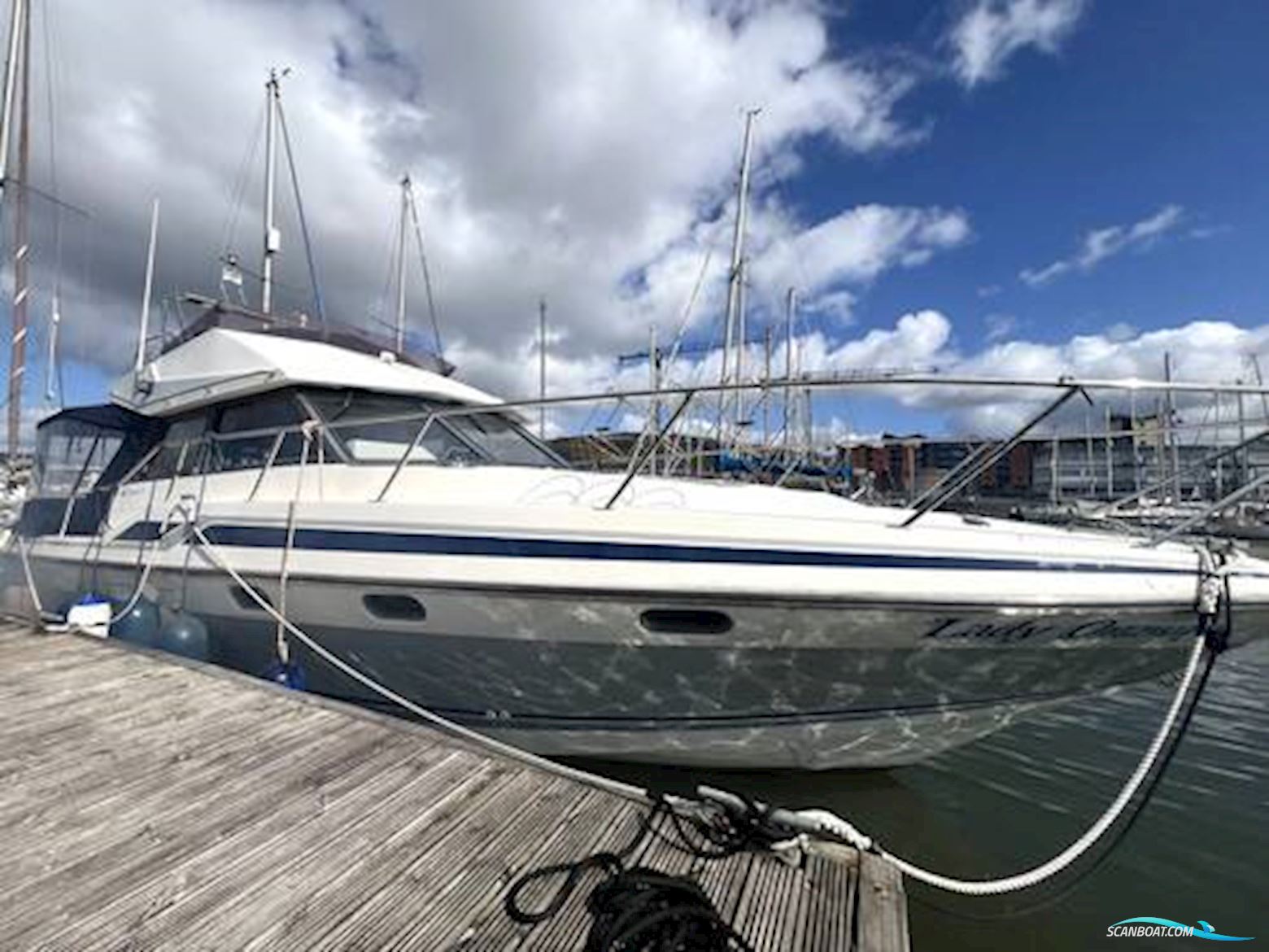 Sunseeker Jamaican Motorboot 1988, mit Volvo Penta motor, England