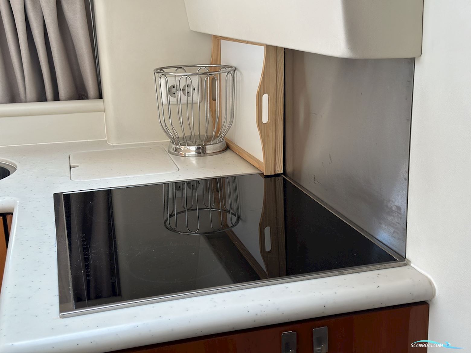 Sunseeker Manhattan 48