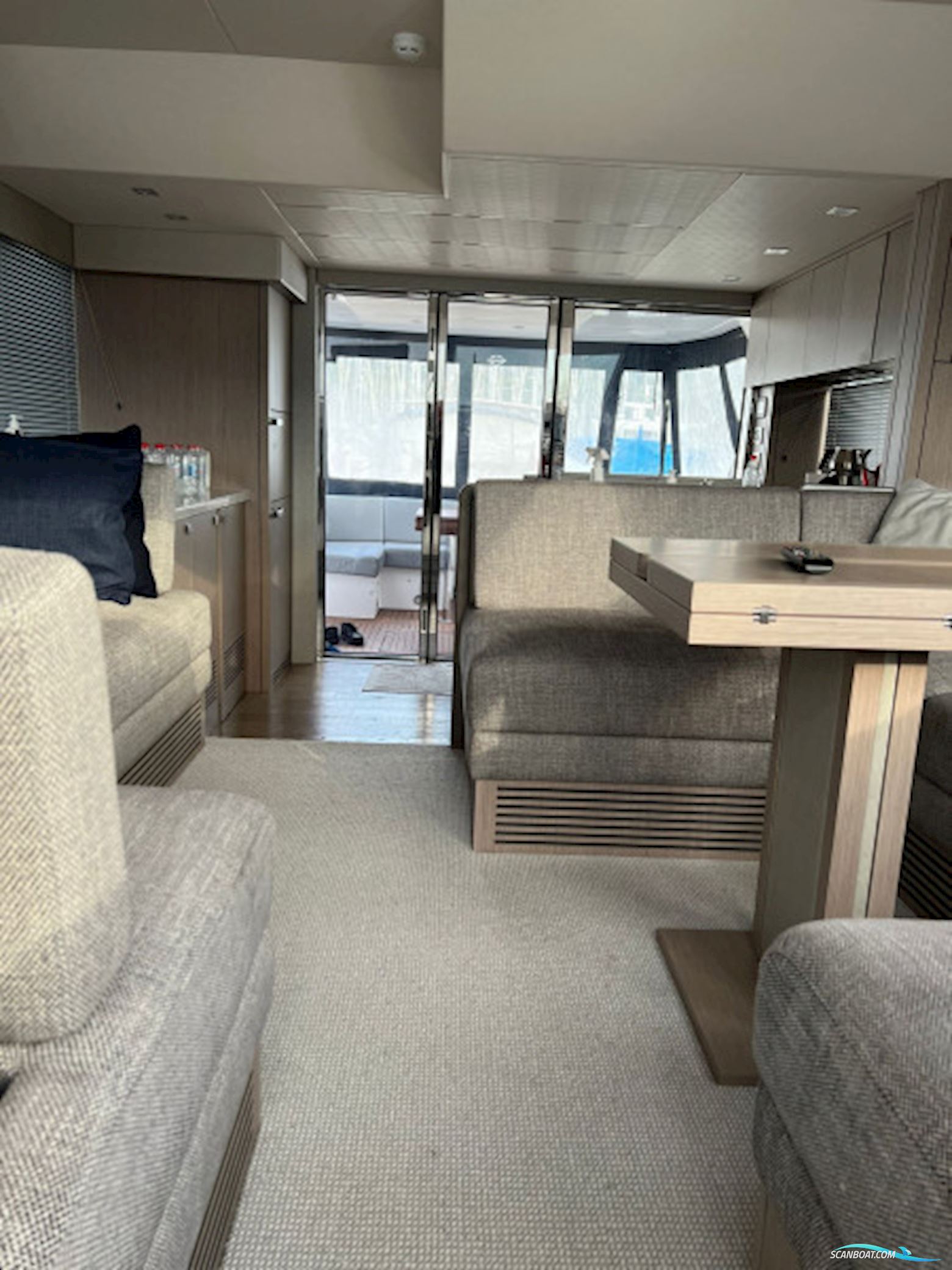 Sunseeker Manhattan 52 FLY