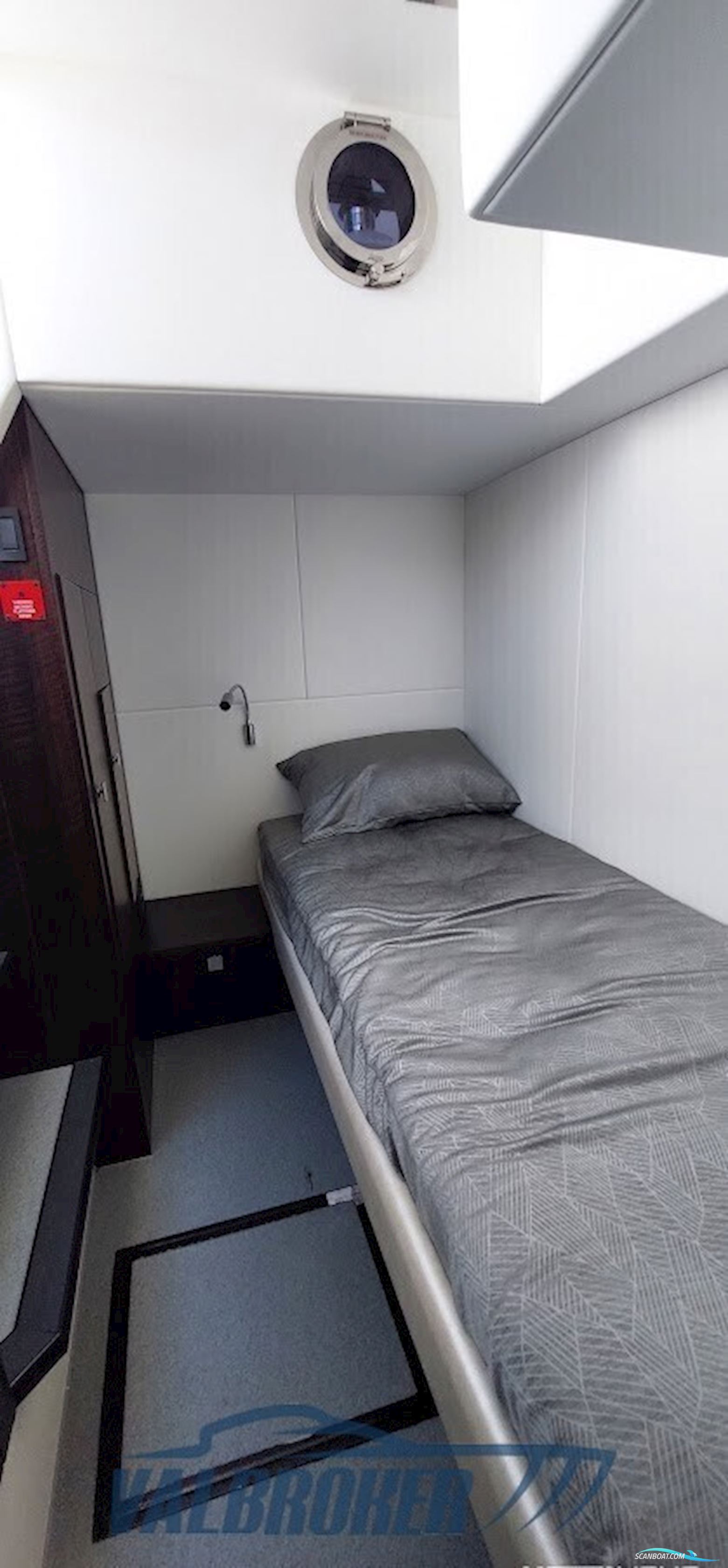 Sunseeker Manhattan 55