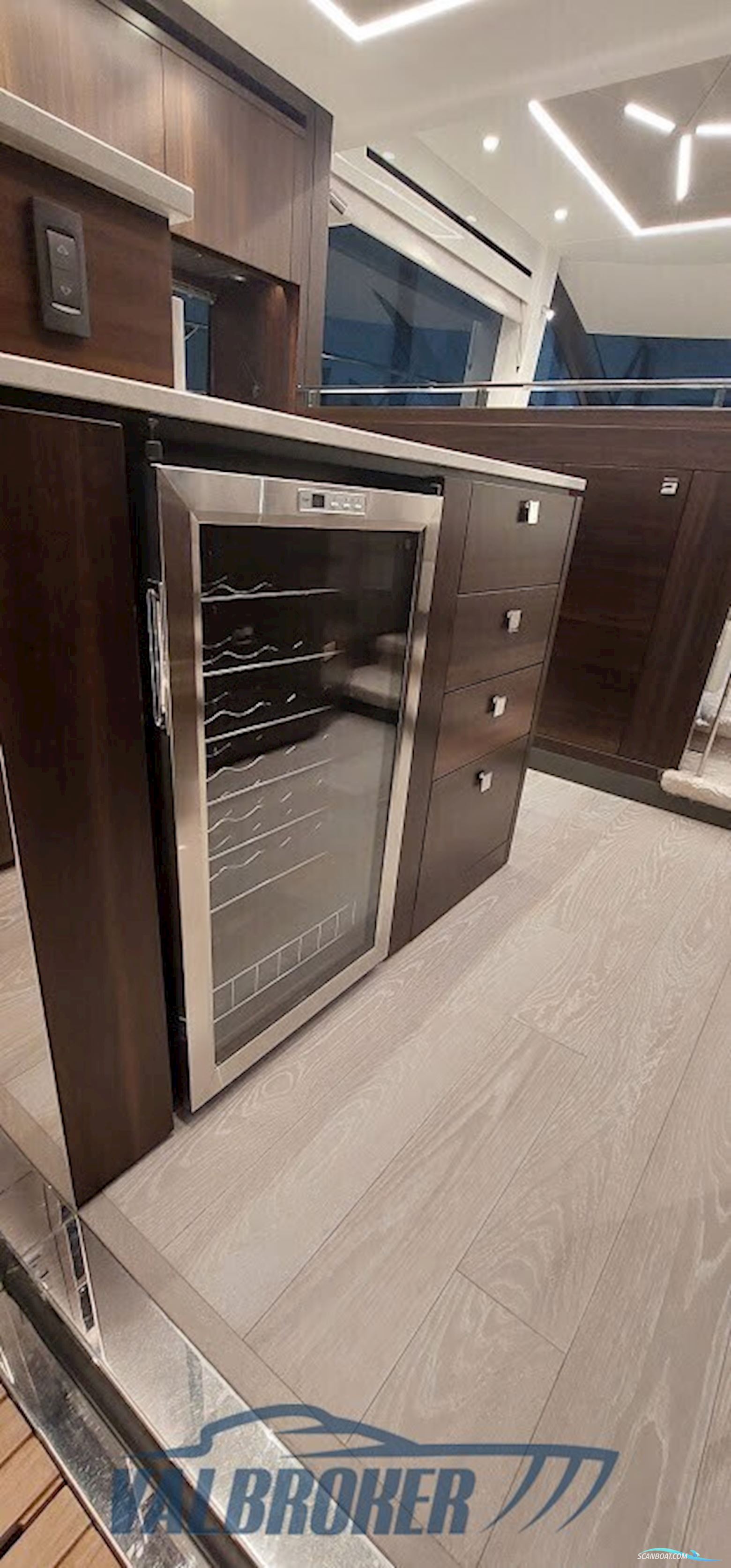 Sunseeker Manhattan 55