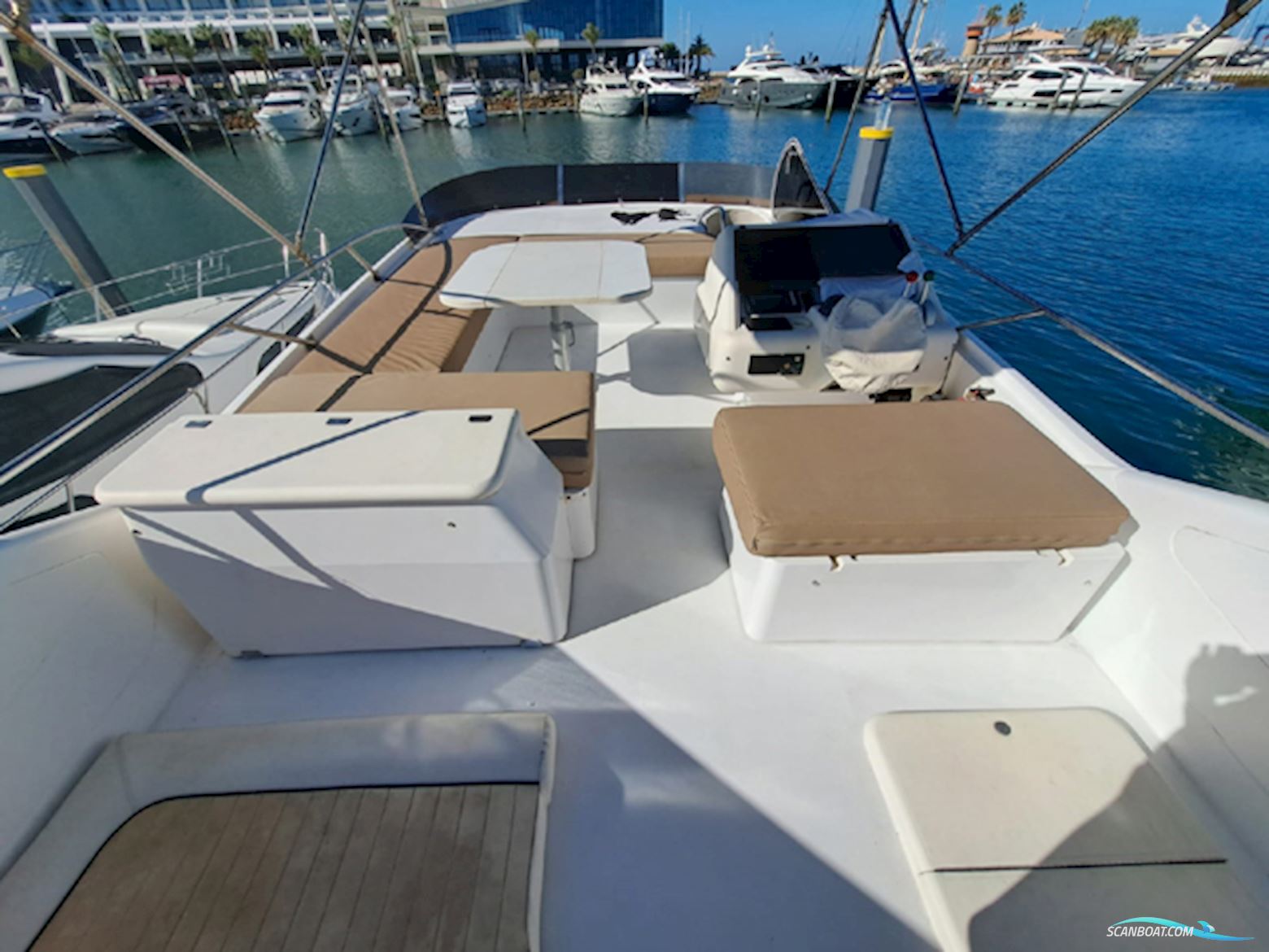 Sunseeker Manhattan 62