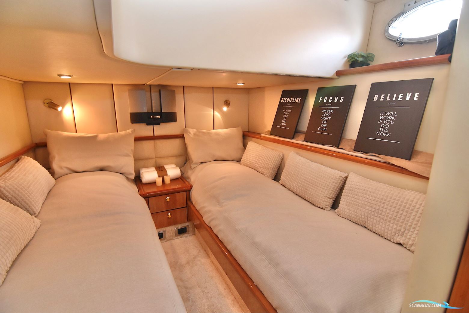 Sunseeker Manhattan 62