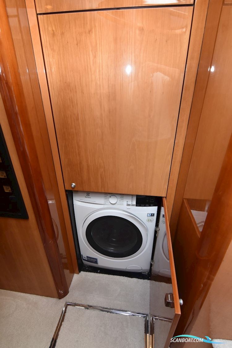 Sunseeker Manhattan 64