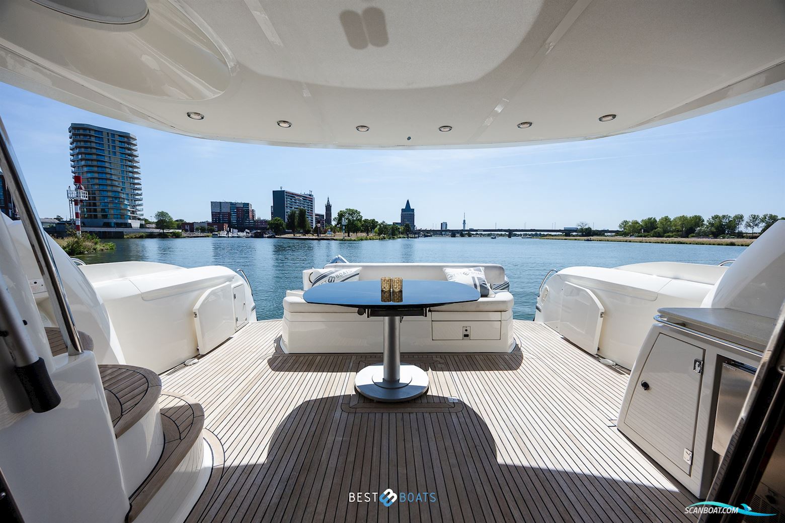 Sunseeker Manhattan 64