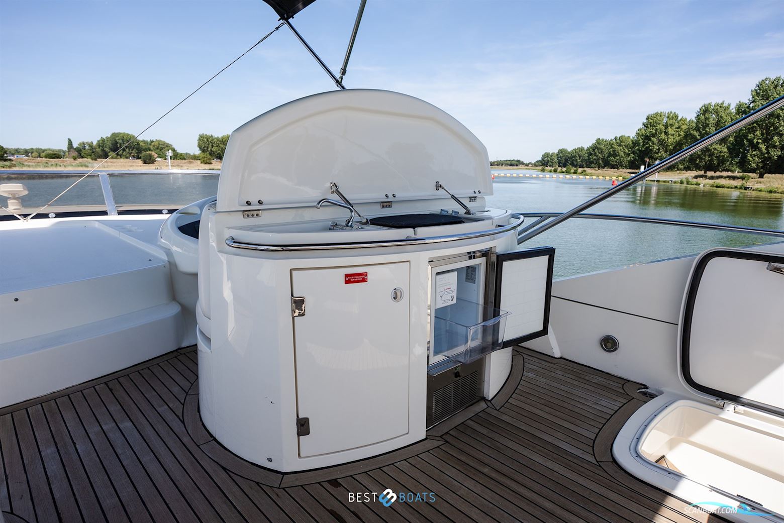 Sunseeker Manhattan 64