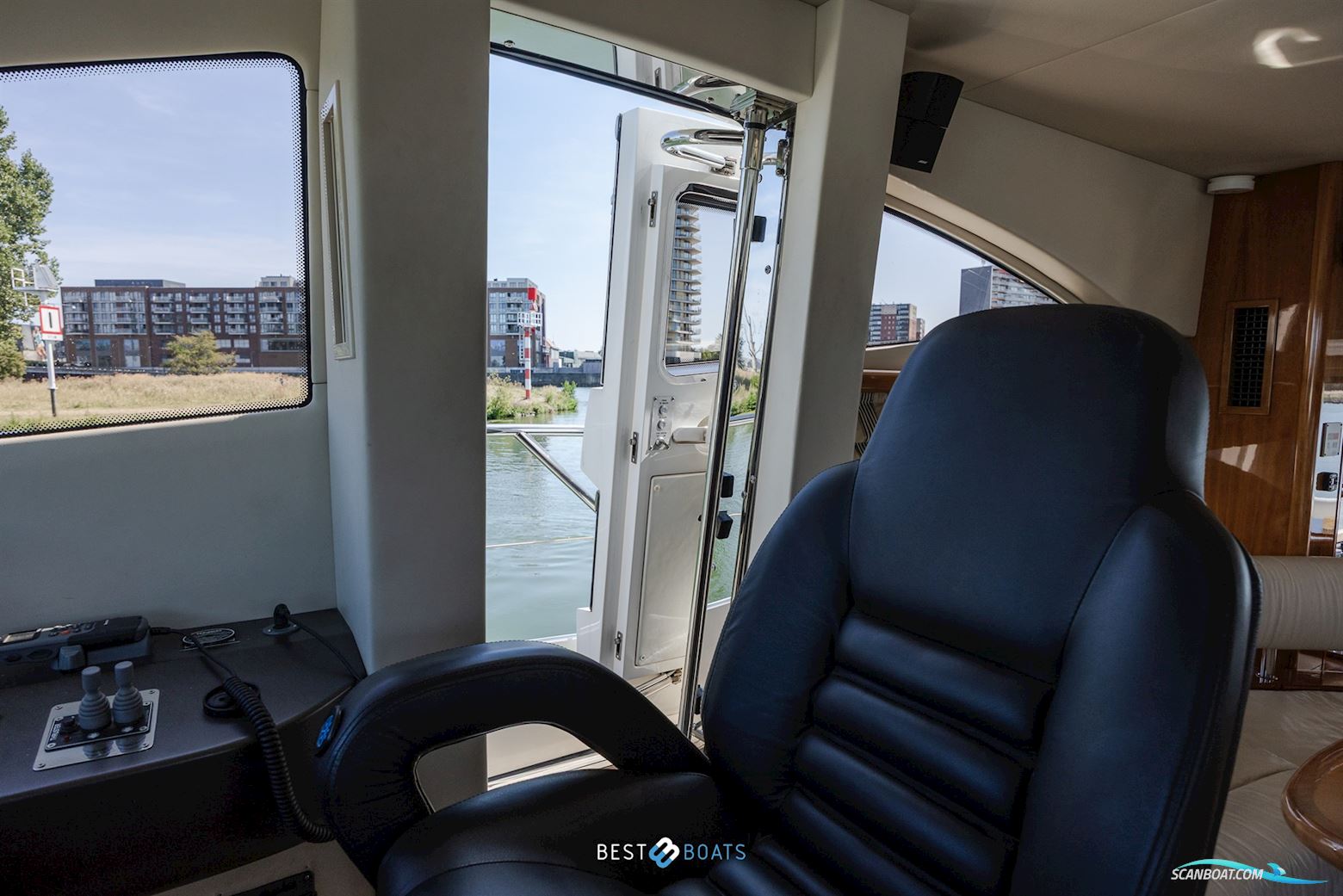 Sunseeker Manhattan 64