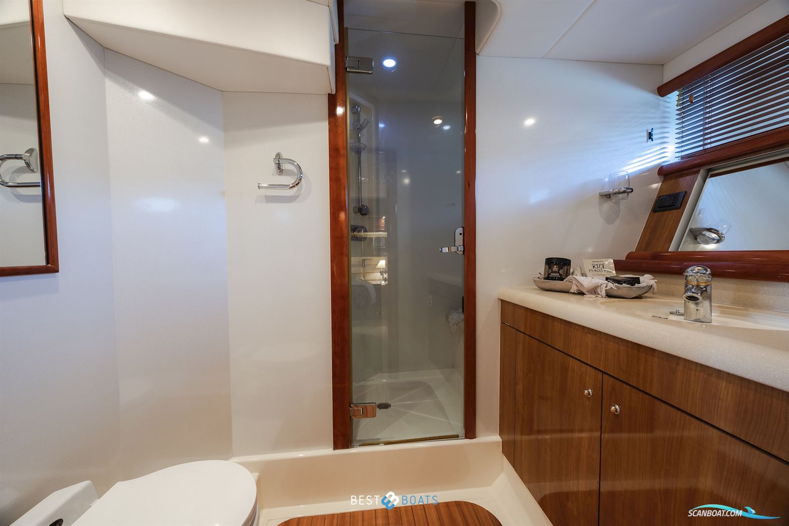 Sunseeker Manhattan 64