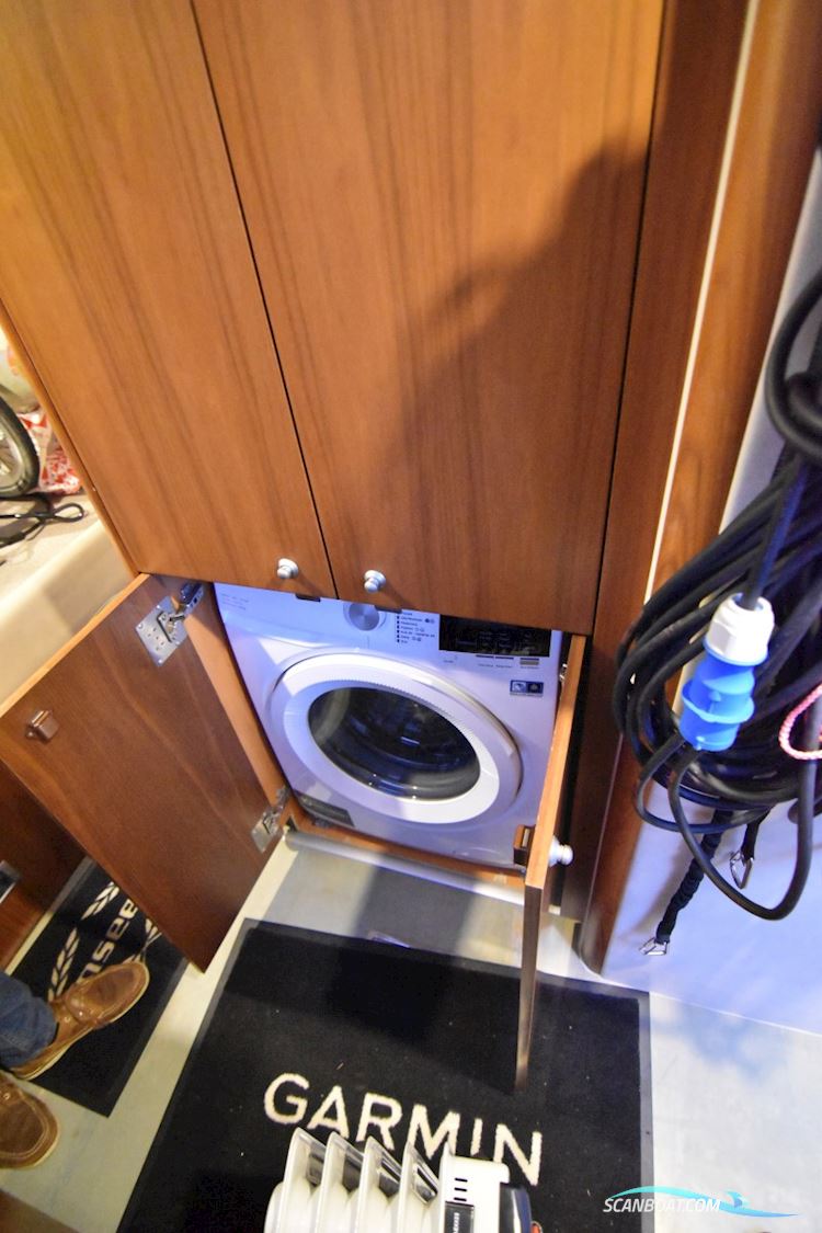 Sunseeker manhattan 70