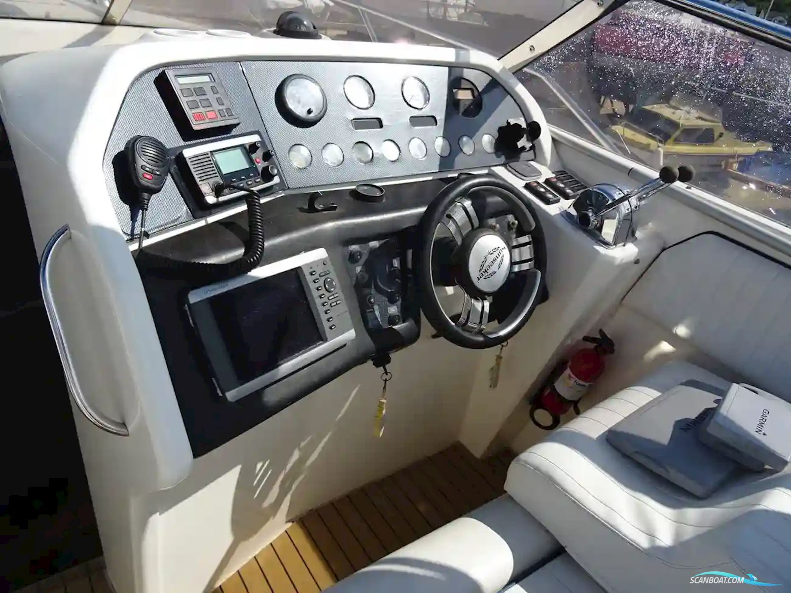 Sunseeker Martinique 38