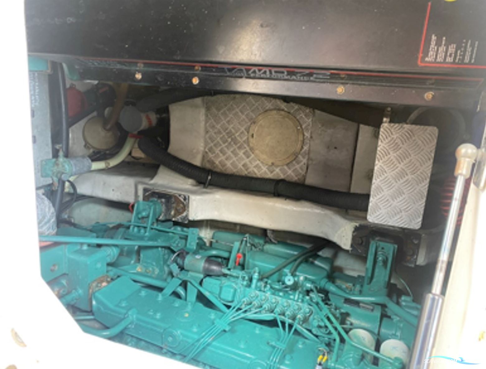 Sunseeker Mustique 42