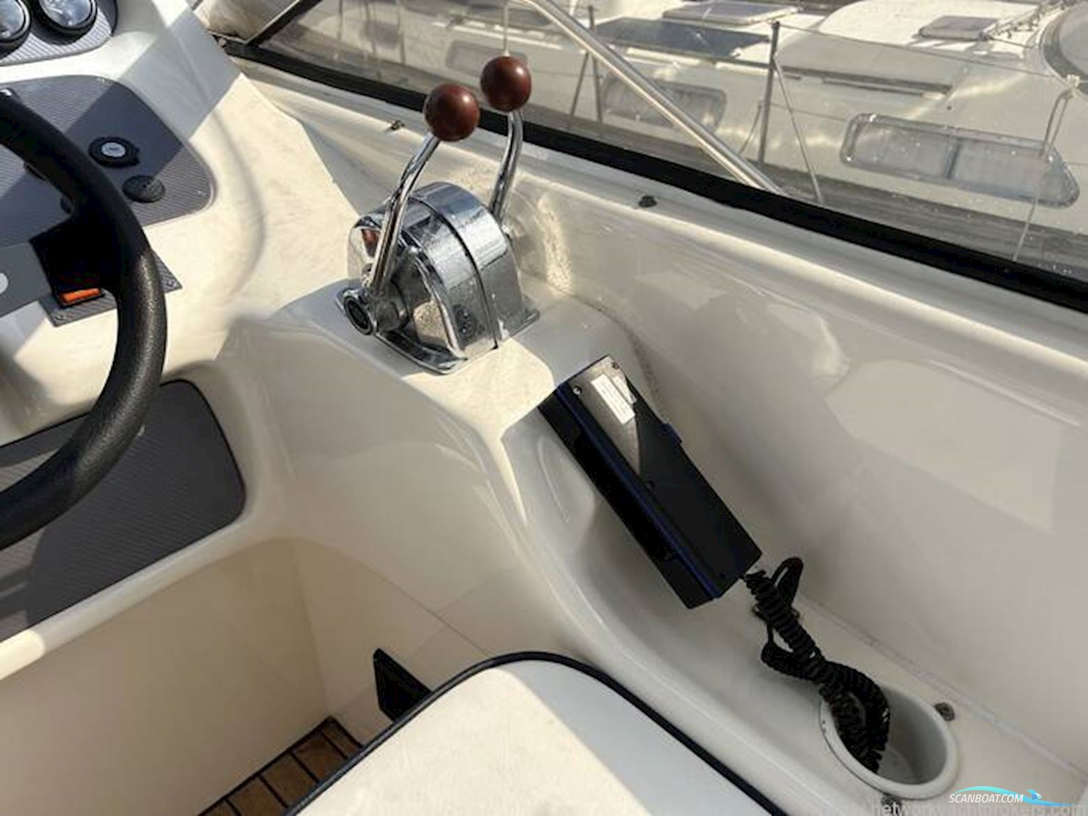Sunseeker Mystique 42