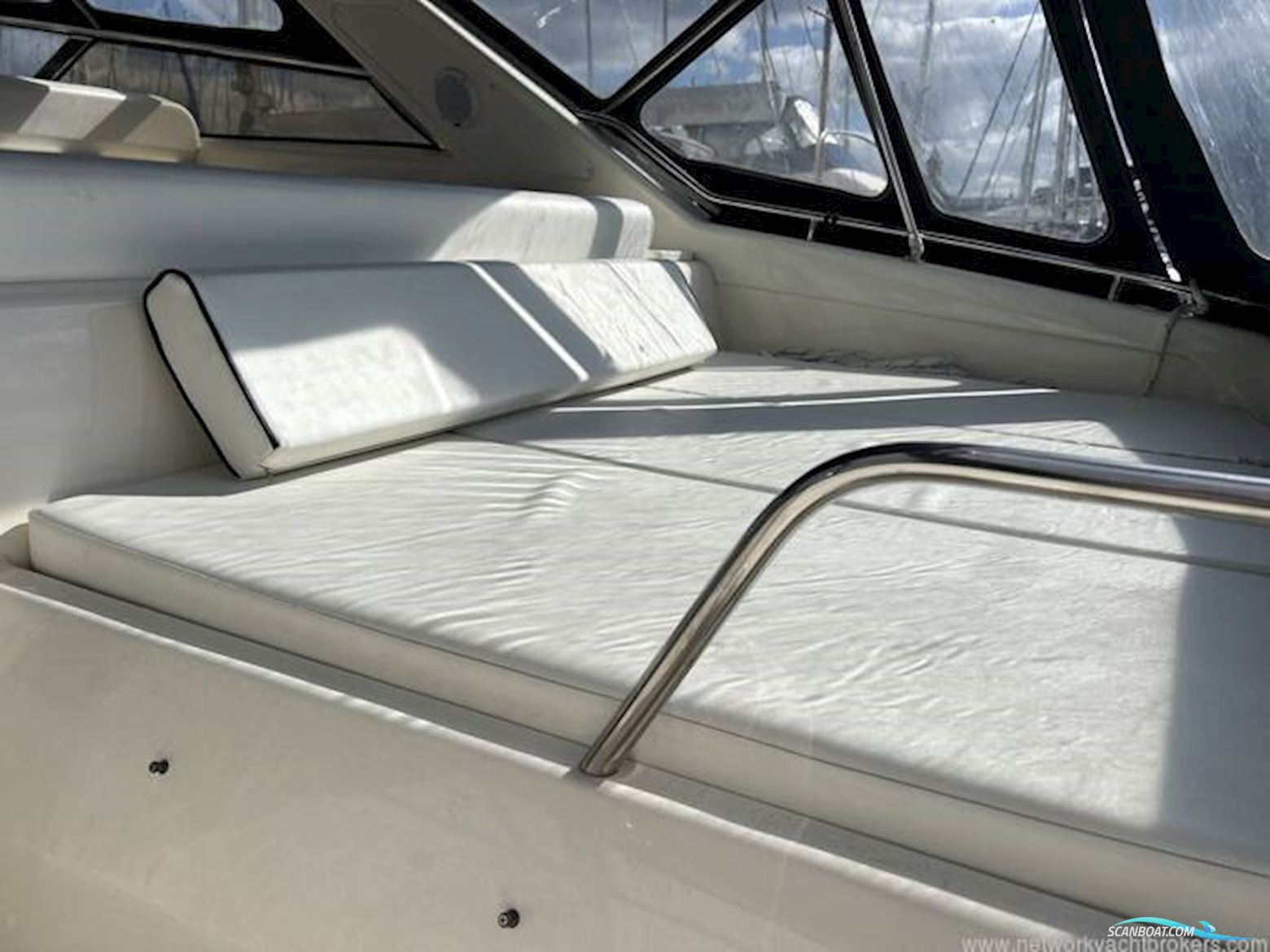 Sunseeker Mystique 42