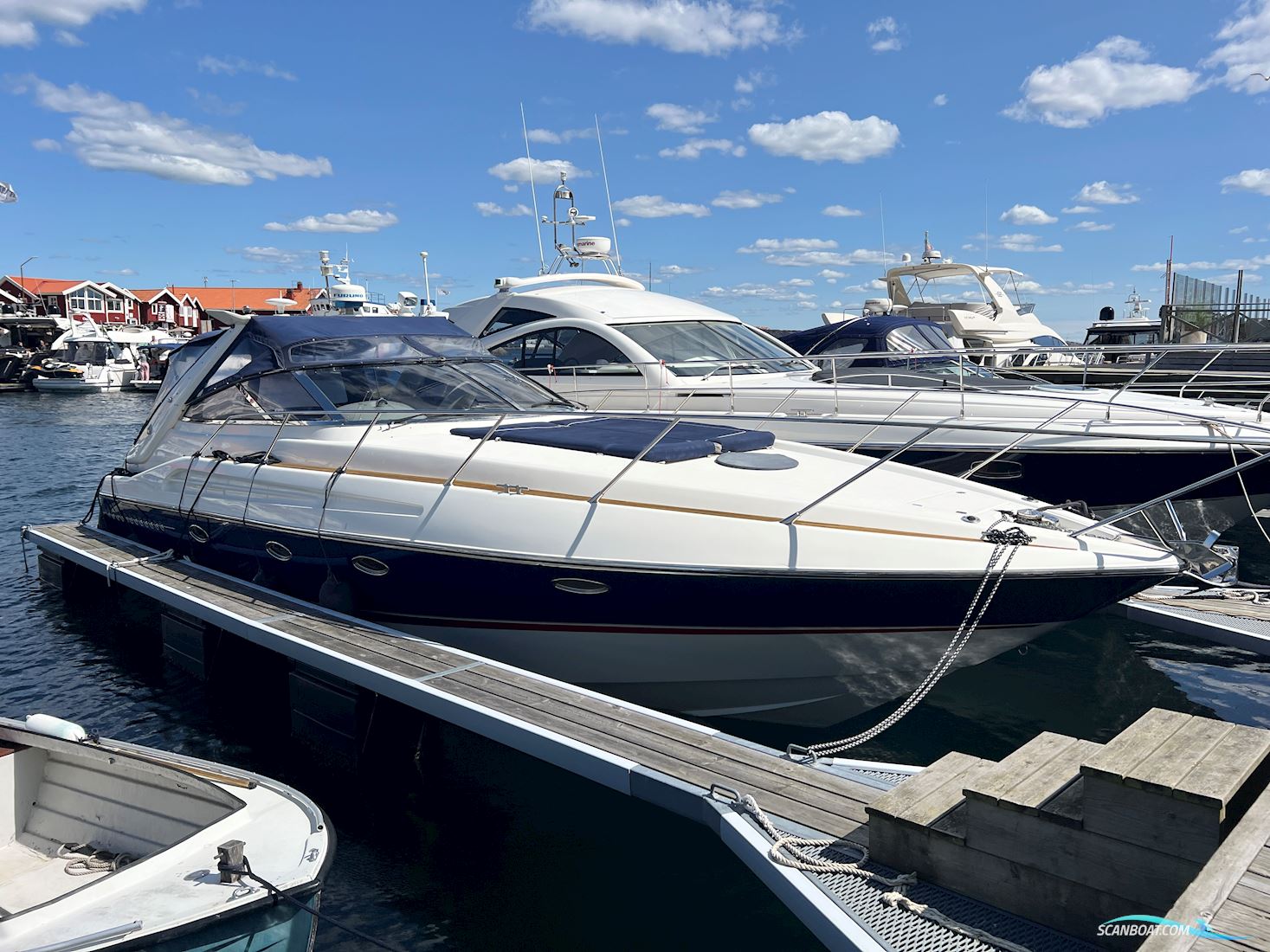 Sunseeker Portofino 400