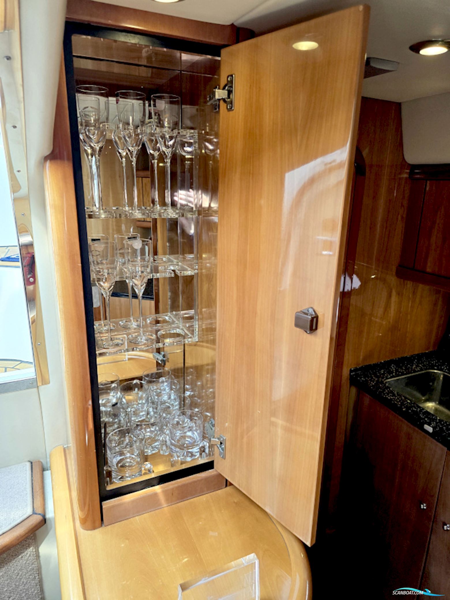 Sunseeker Portofino 46