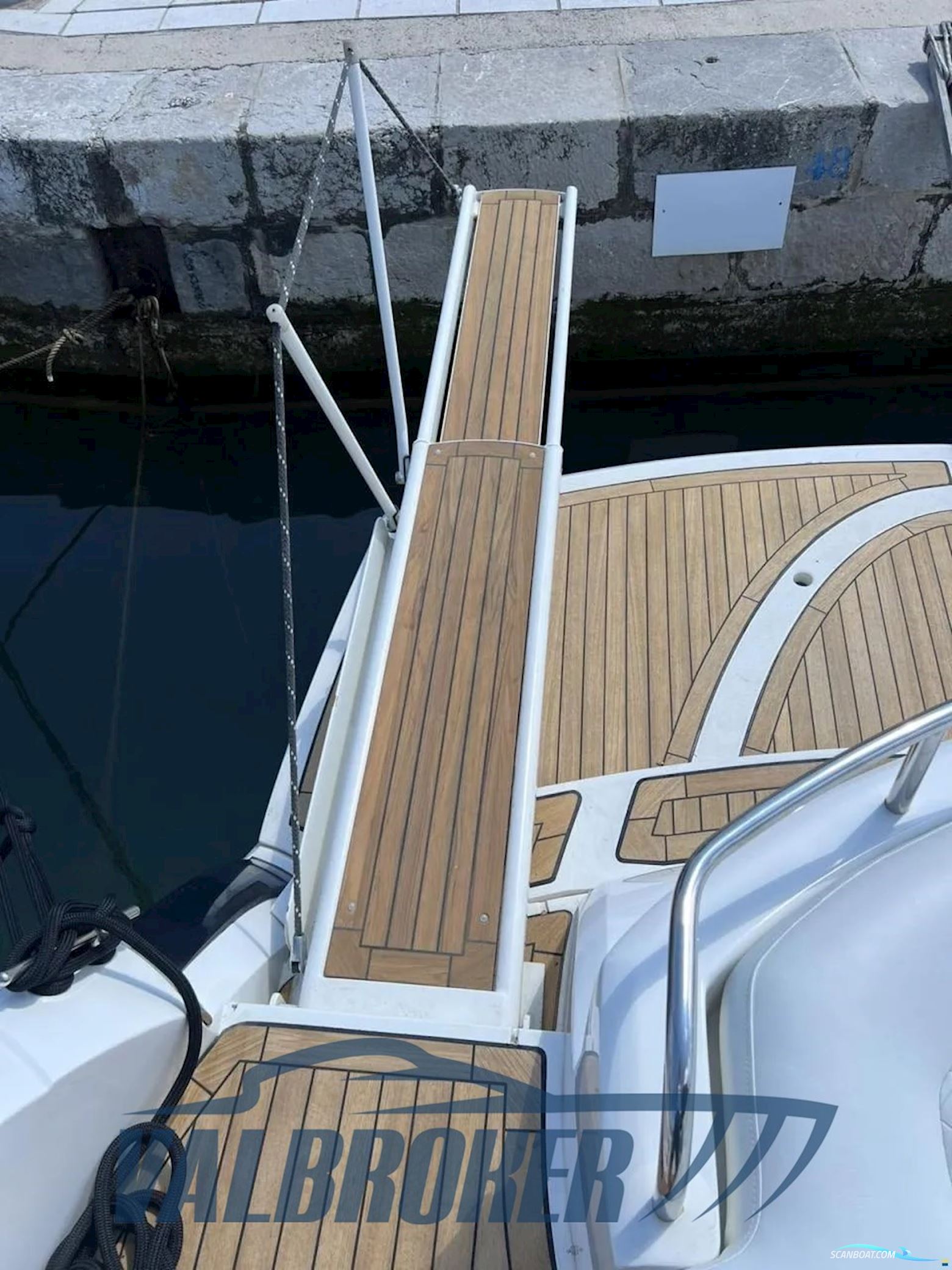 Sunseeker Portofino 46
