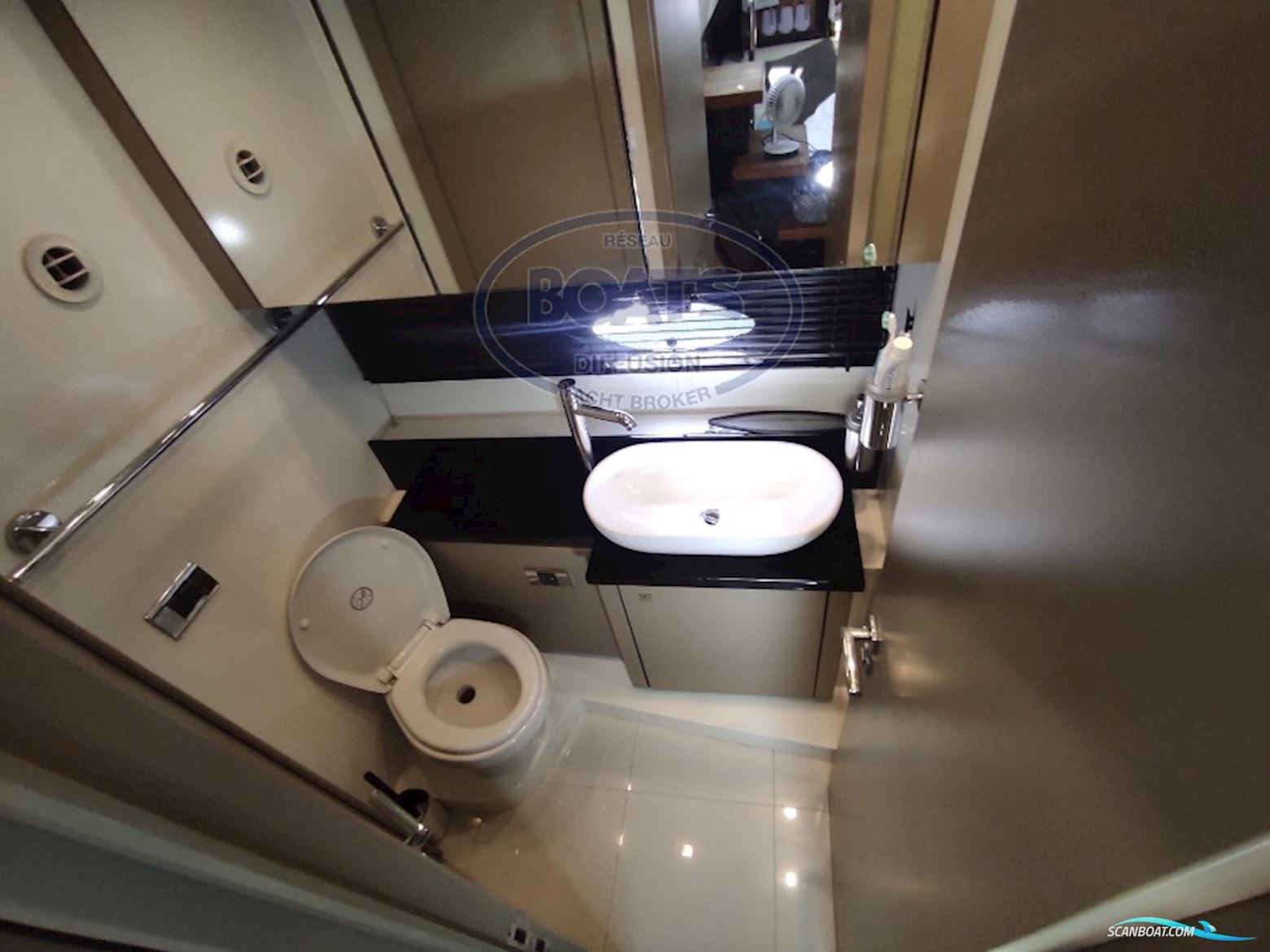 Sunseeker Portofino 48