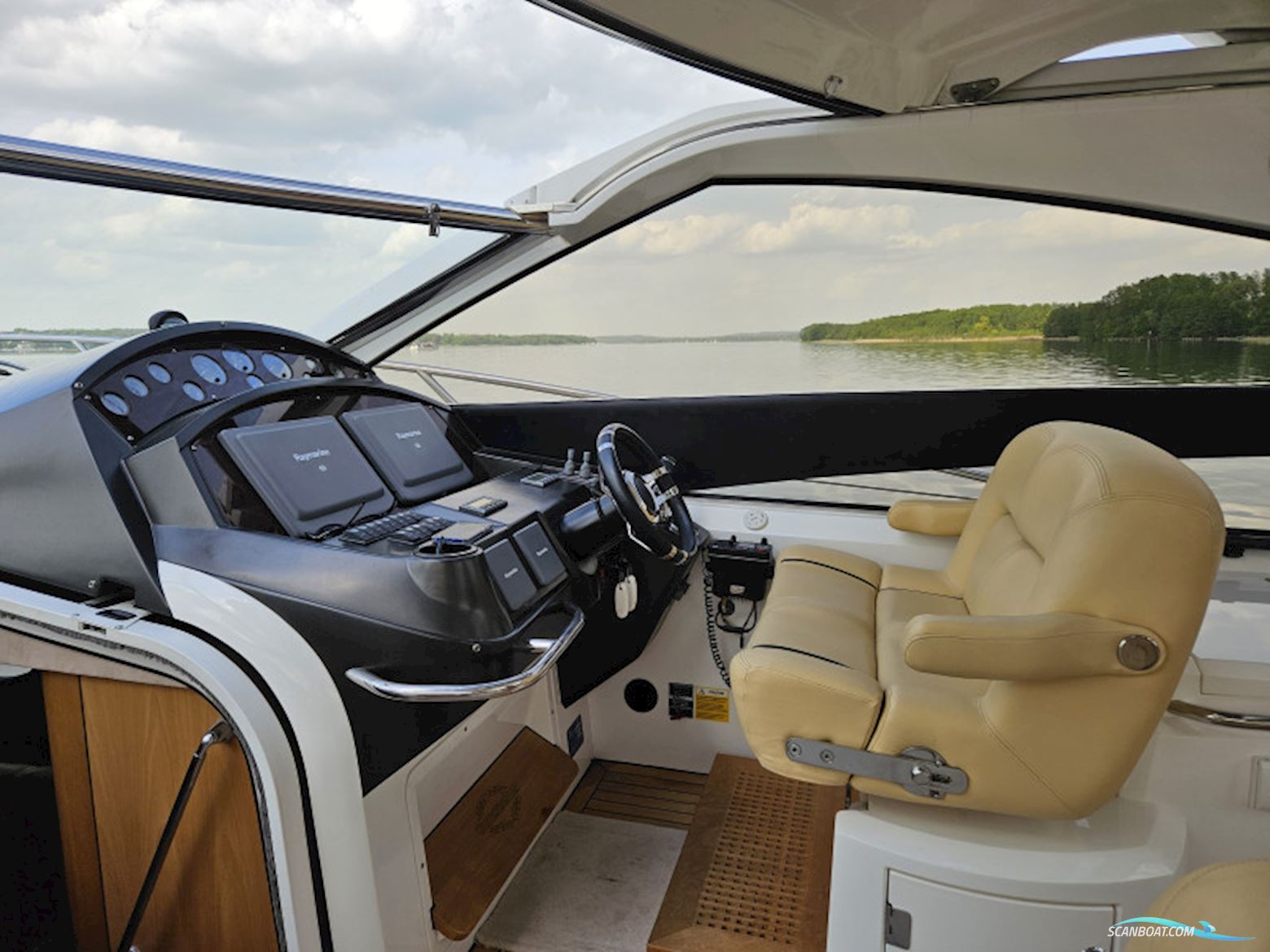 Sunseeker Portofino 53