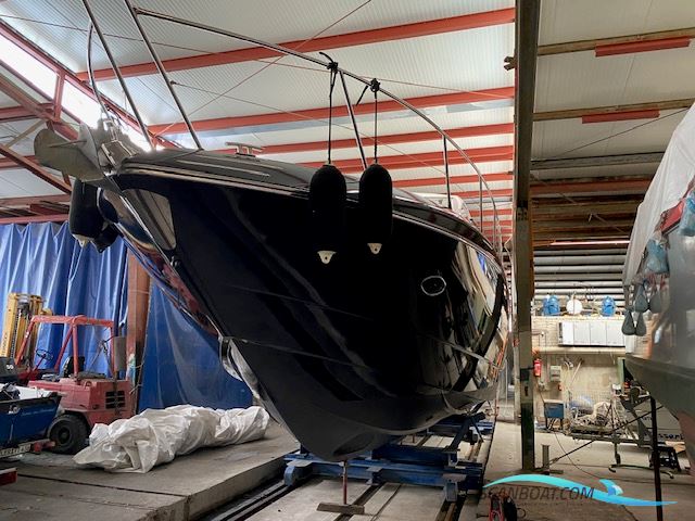 Sunseeker Predator 52