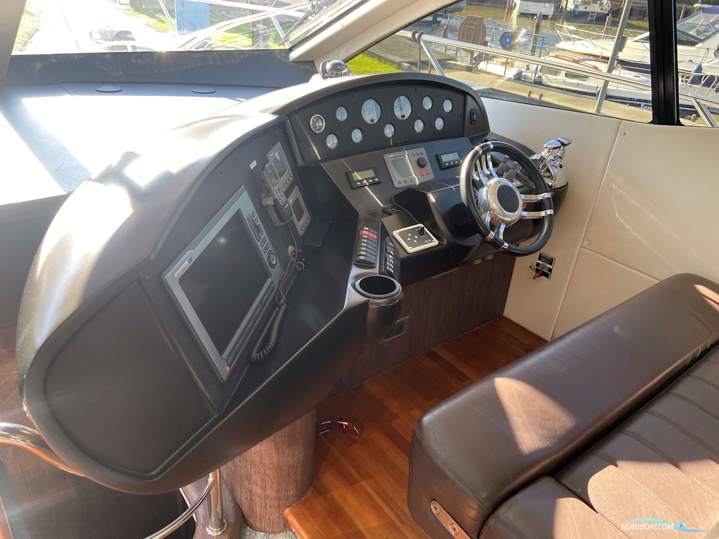 Sunseeker Predator 52