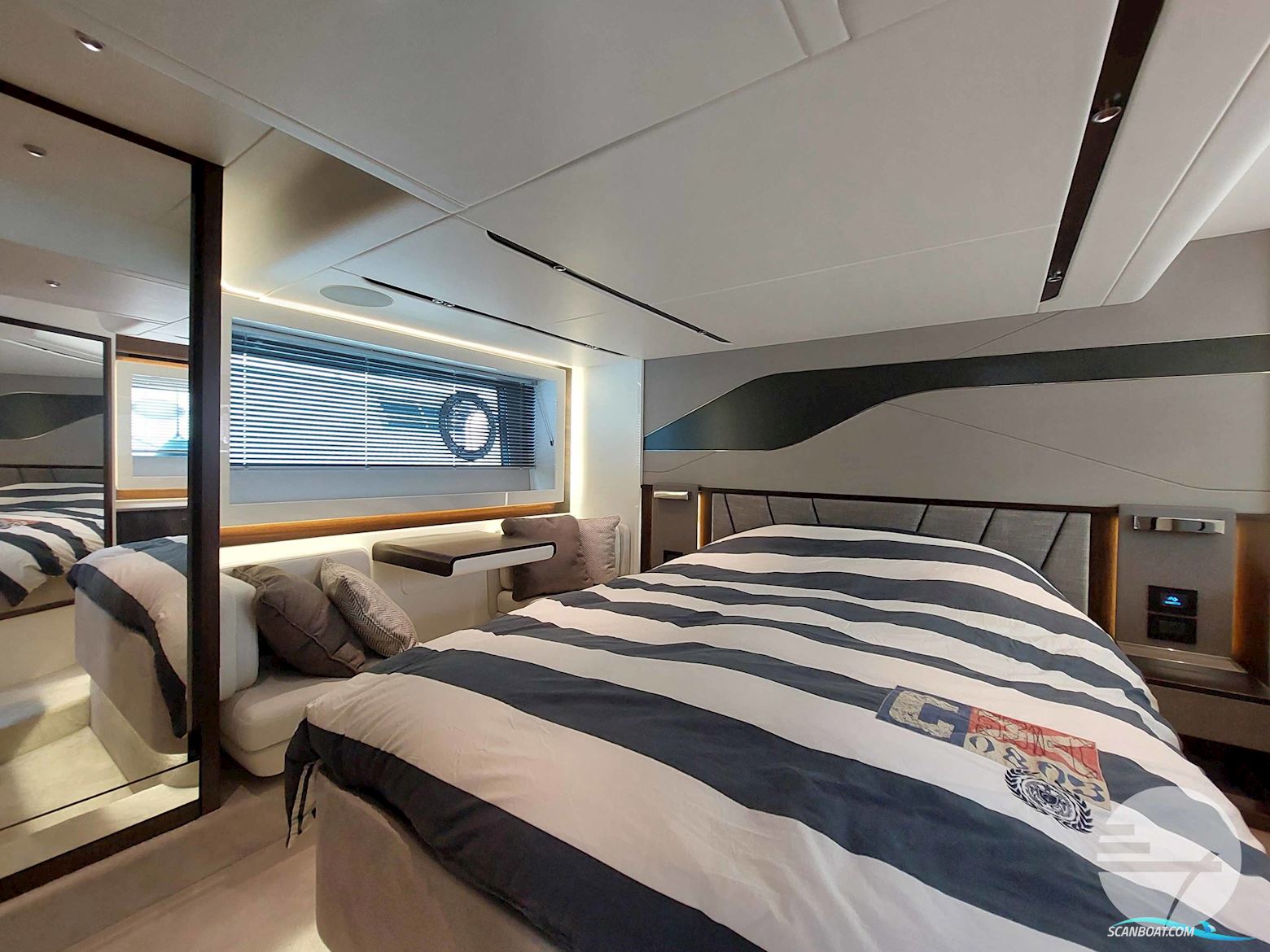 Sunseeker Predator 55 EVO