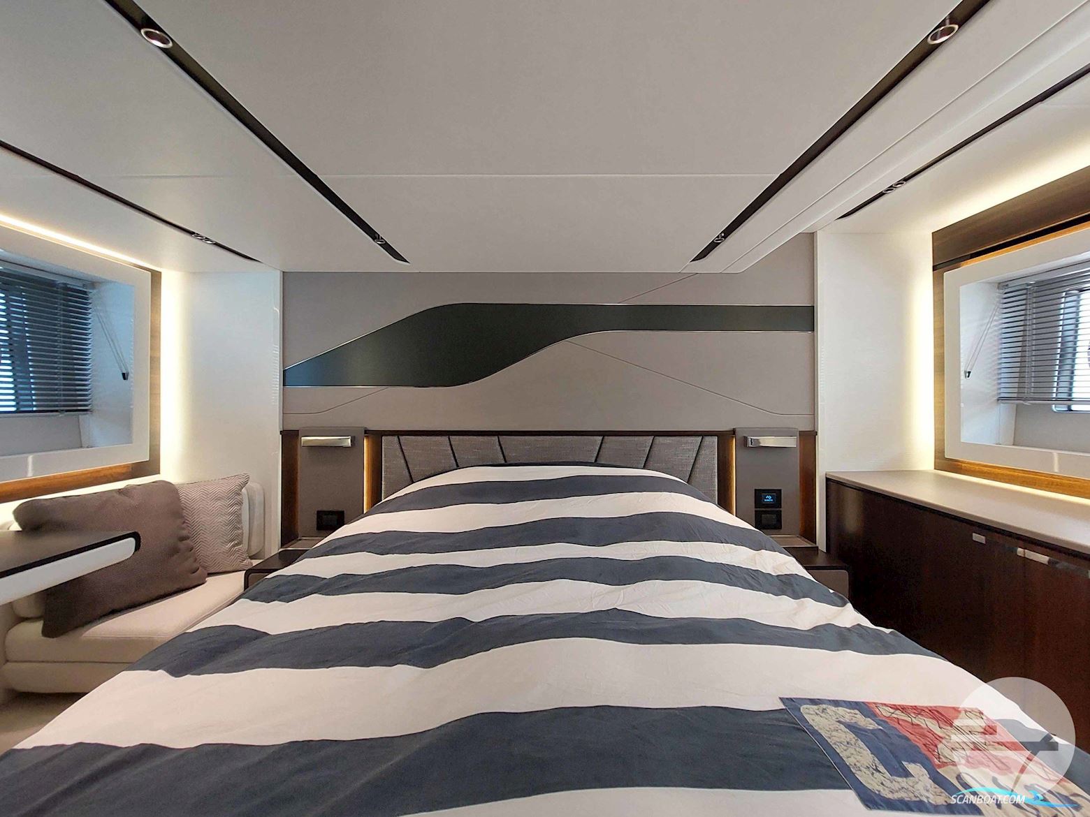 Sunseeker Predator 55 Evo