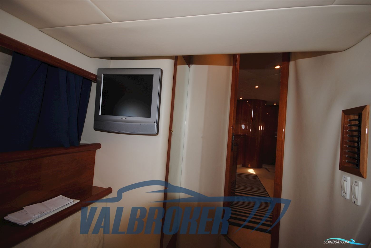 Sunseeker Predator 60