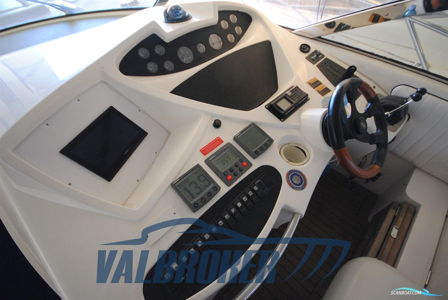 Sunseeker Predator 60