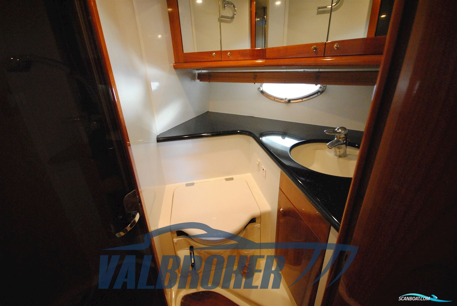 Sunseeker Predator 60
