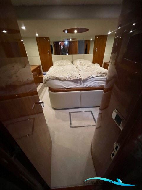 Sunseeker Predator 62