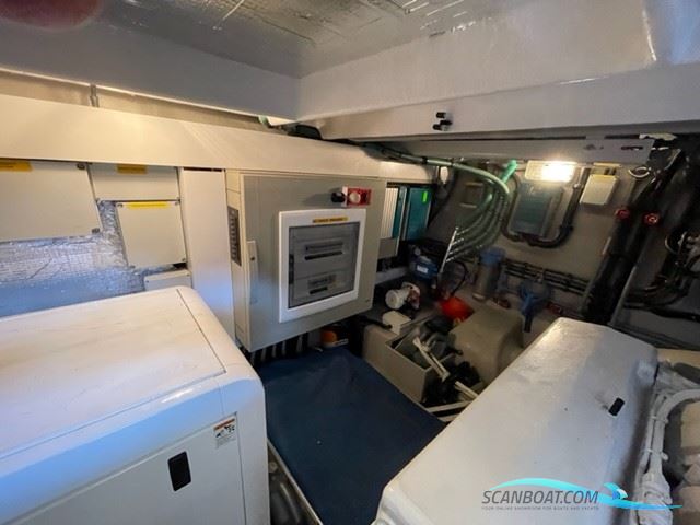 Sunseeker Predator 62