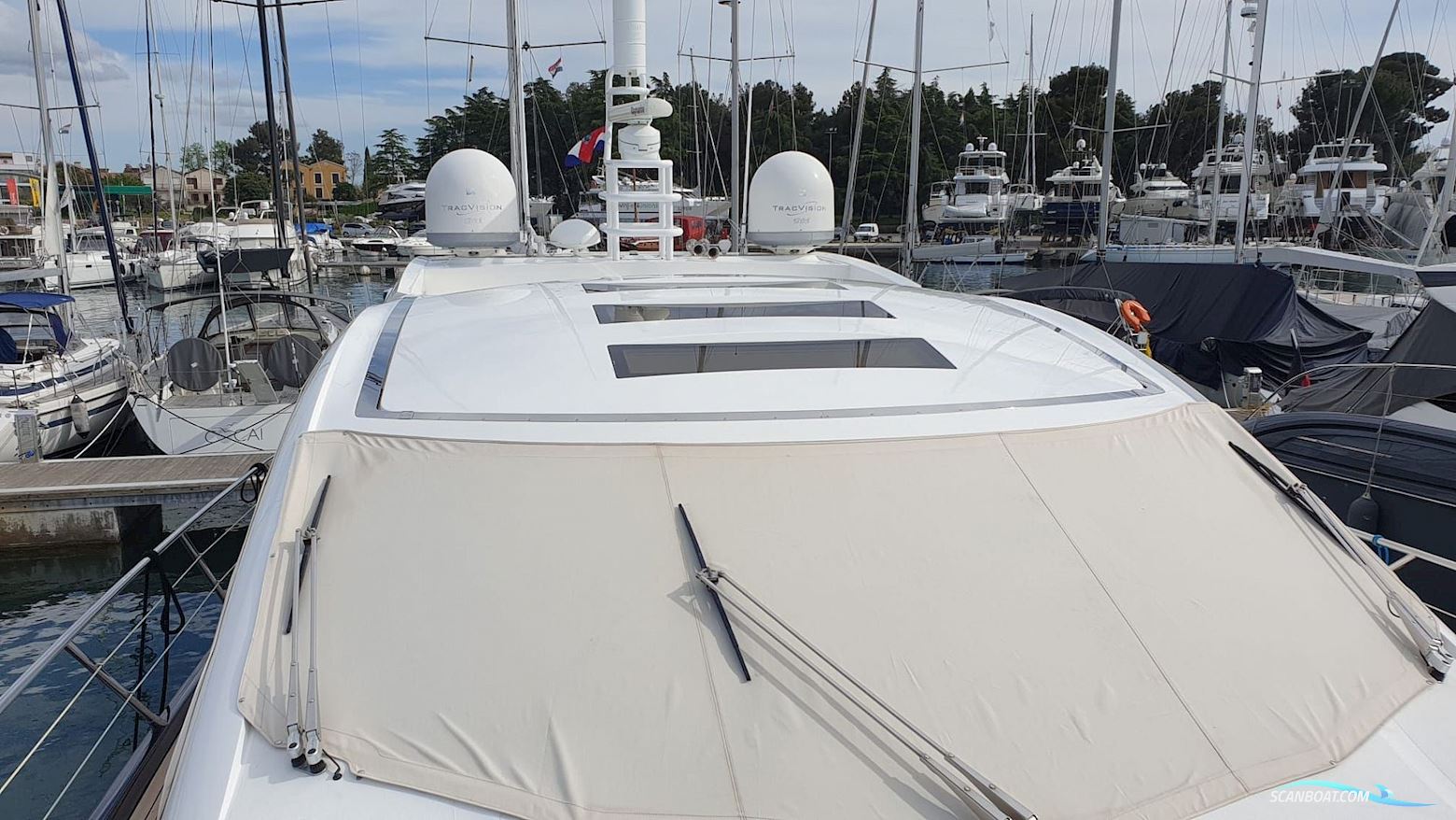 Sunseeker Predator 62