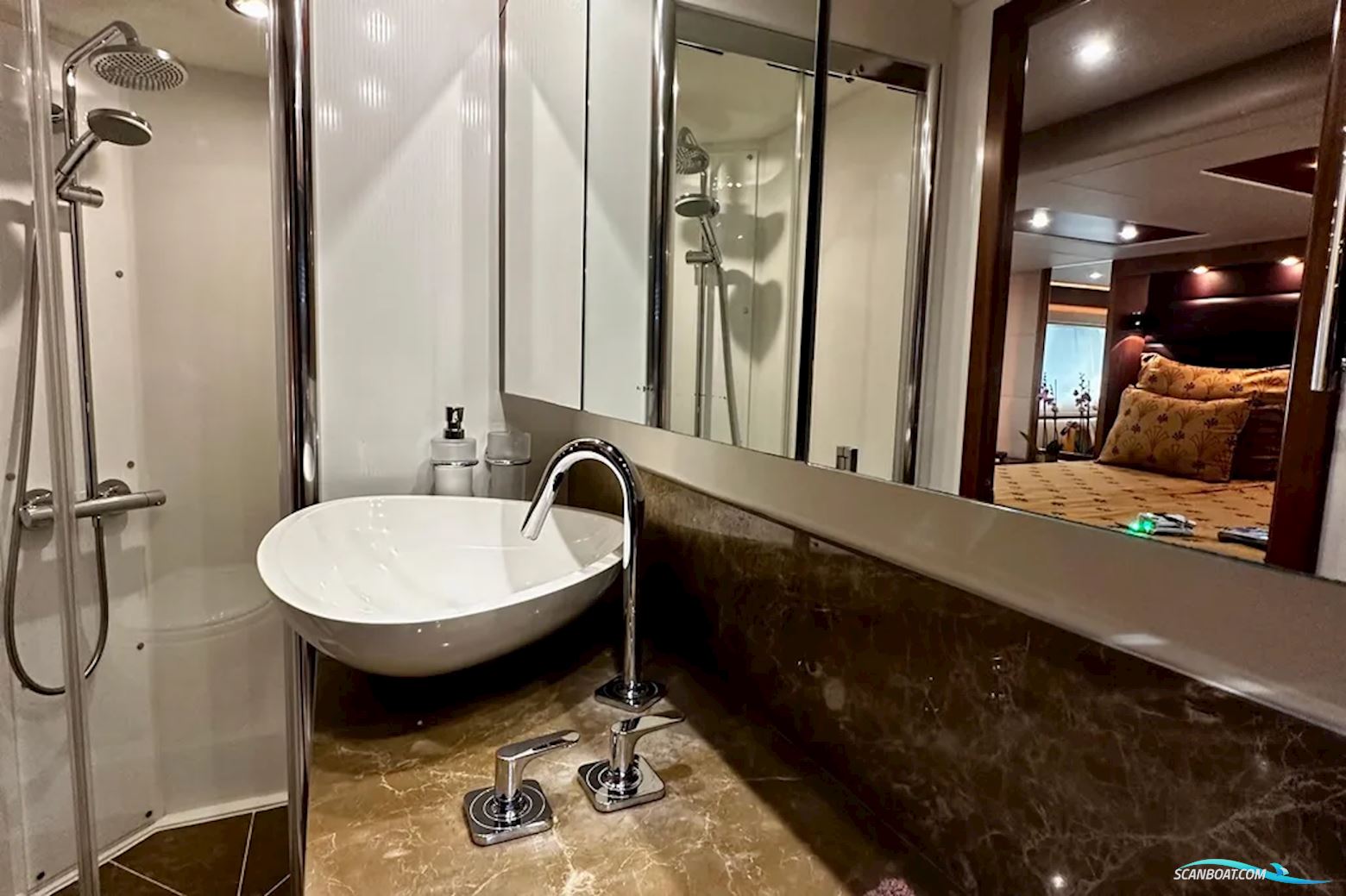 Sunseeker Predator 64