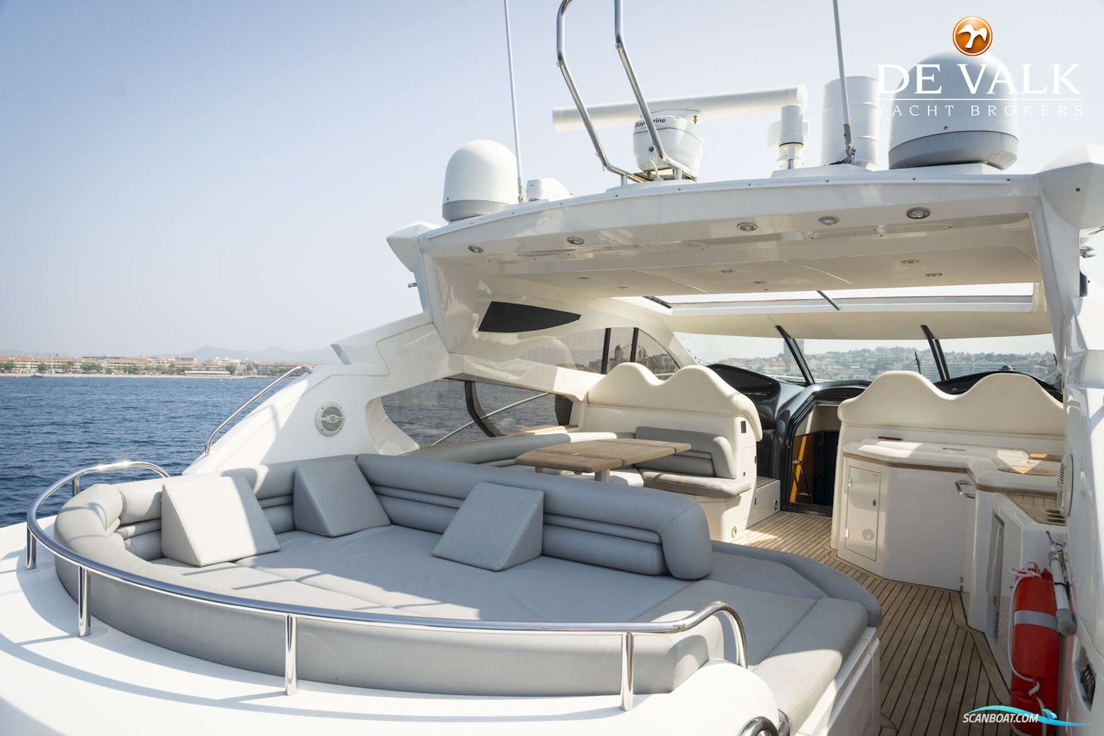Sunseeker Predator 68
