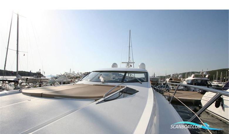 Sunseeker Predator 68
