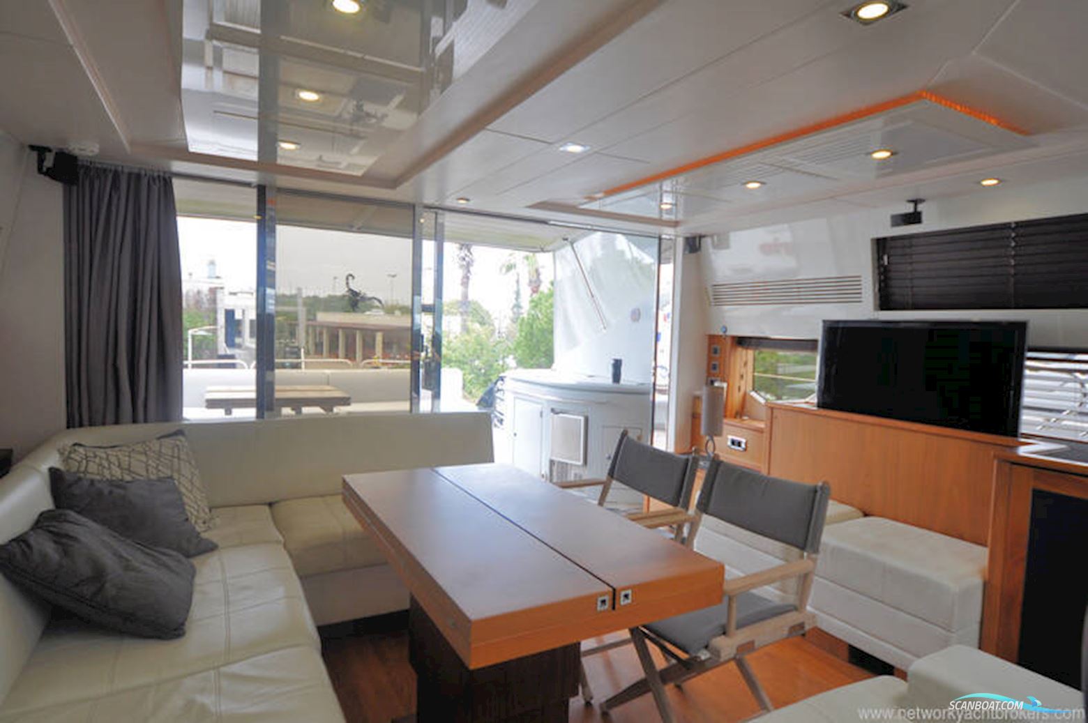 Sunseeker Predator 74