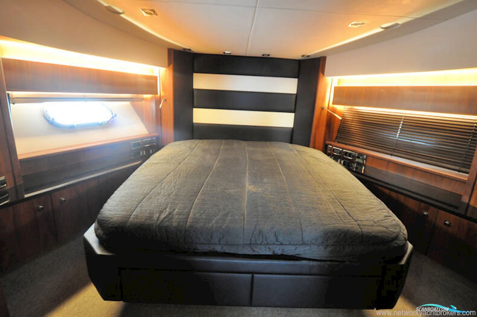 Sunseeker Predator 74