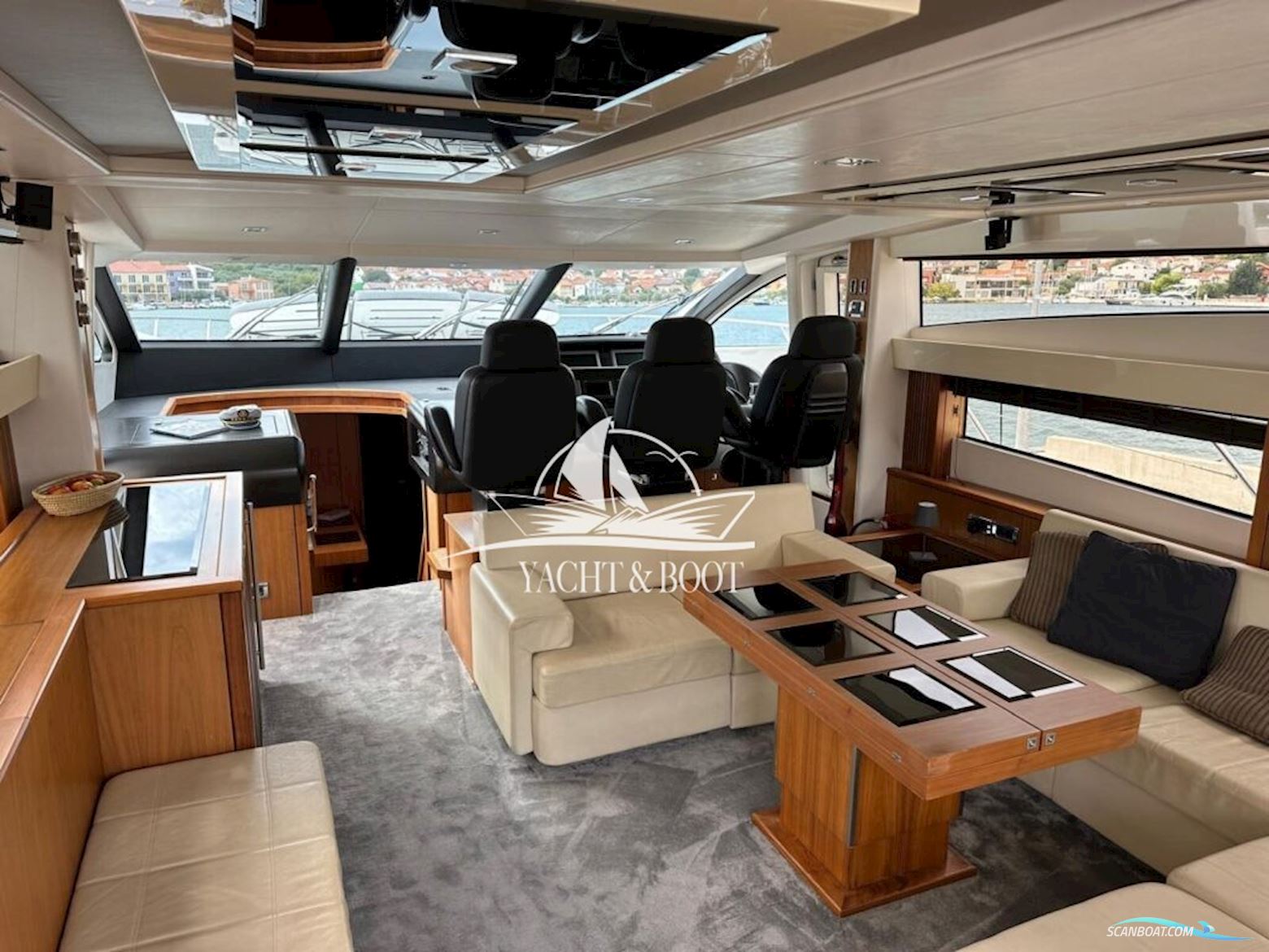 Sunseeker Predator 74 Sports Fly