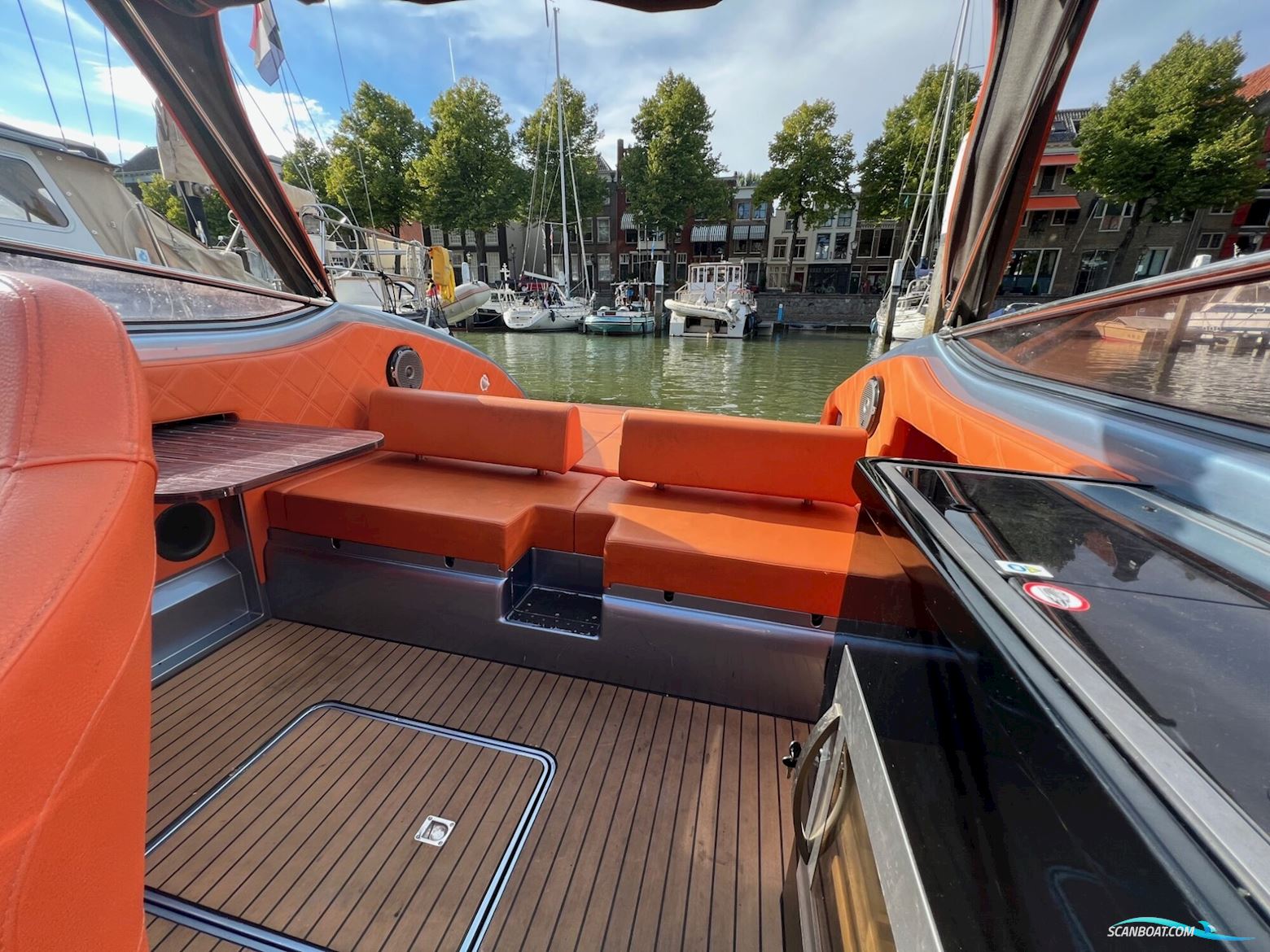 Sunseeker Superhawk 31