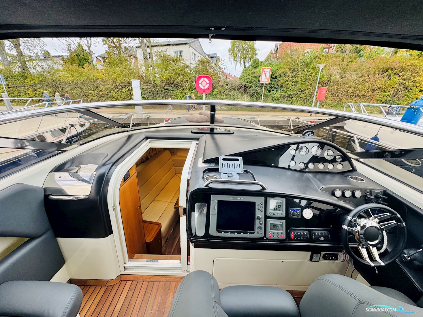 Sunseeker Superhawk 43