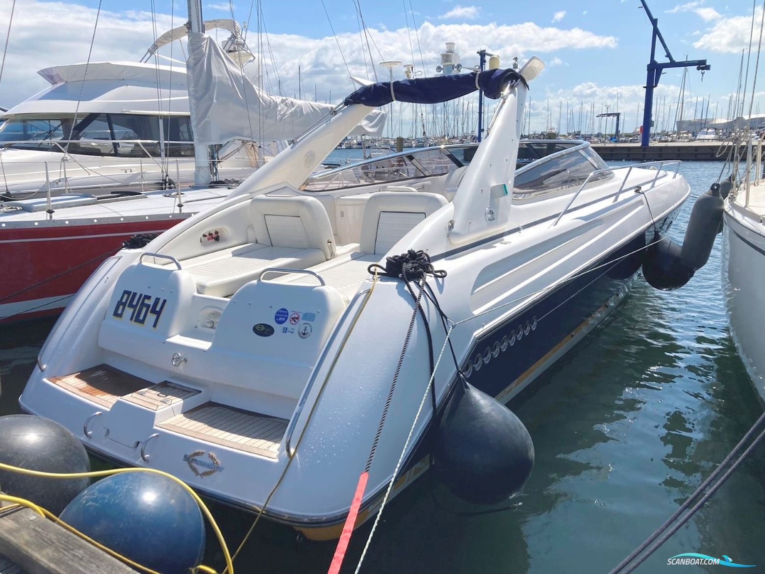 Sunseeker Tomahawk 41 Motorboot 1998, mit Mercuri 7,3 D-Tronic
 motor, Dänemark