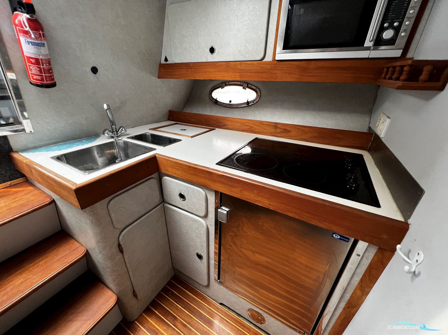 Sunseeker Travado 40