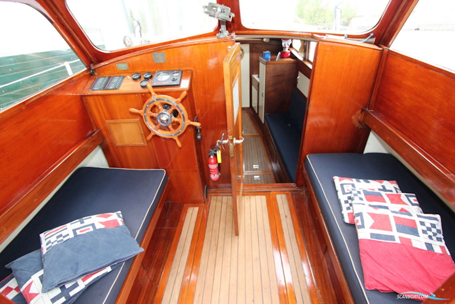 Super Favorite Motorsailor 9.20 OK